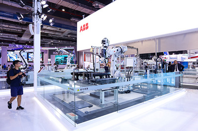 ABB为未来工厂打造最新柔性、智能、定制化解决方案的新产品技术开发